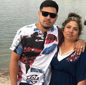 Meet your Posher, Cesar fernando